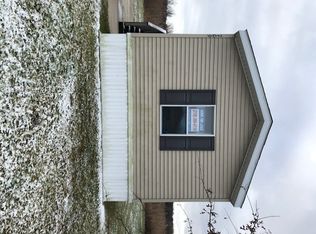 709 Riverswalk Ln, Michigan City, IN 46360