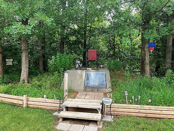 inground shelter w/power