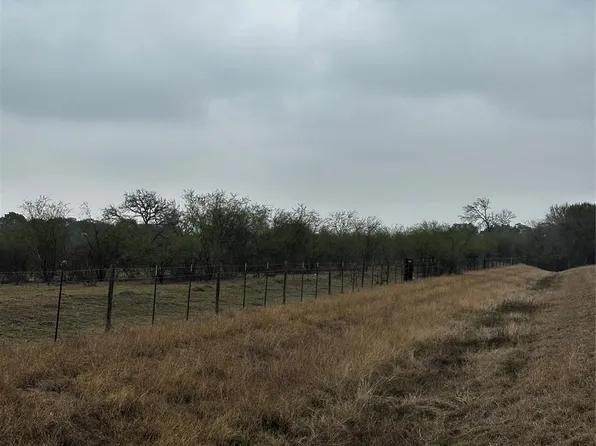 7413 Vojt Rd, Richmond, TX 77469