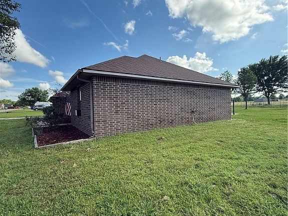 3rd image of 103 Destry Rd