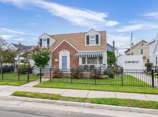 100 N Washington Ave, Ventnor, NJ 08406