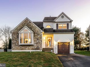 703 Springton Cir, Upper Chichester, PA 19014