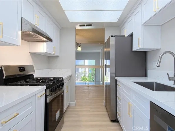 2943 Pembroke Ct, Fullerton, CA 92831