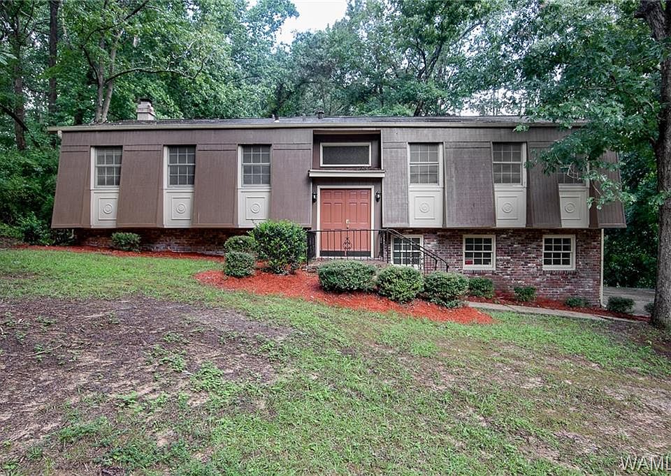 1st image of 4123 Woodland Hills Dr