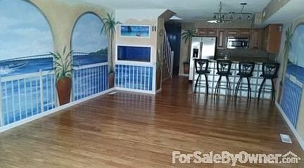 End Unit Front Of House
						:
						This house offers plenty of parking with a total of 16 spaces for (4) units