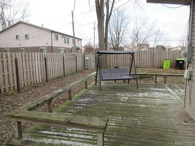 35600 Union Lake Rd #A — Photo 15