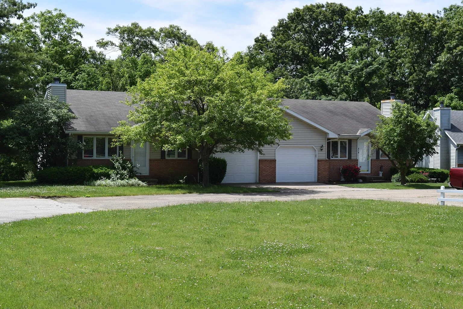 608 Woodland Knolls Rd photo 1