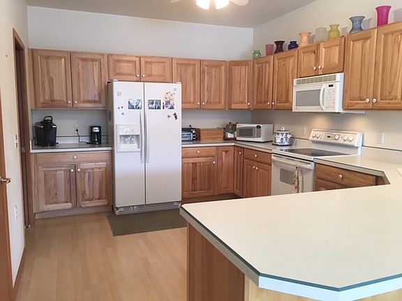 kitchen - hickory cabinets