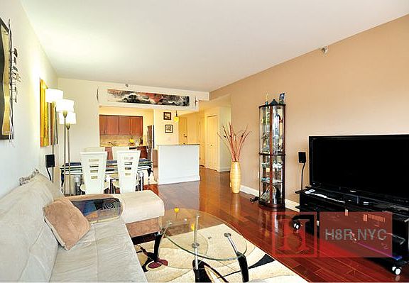4th image of 143-41 84th Dr #8A