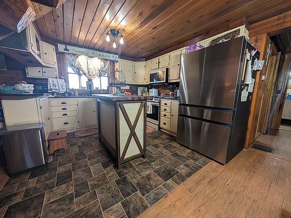 5th image of 702 Kight Ward Rd