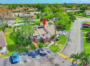 1809 Abbey Rd, West Palm Beach, FL 33415