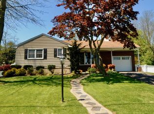 401 Oak St, Florence, NJ 08518