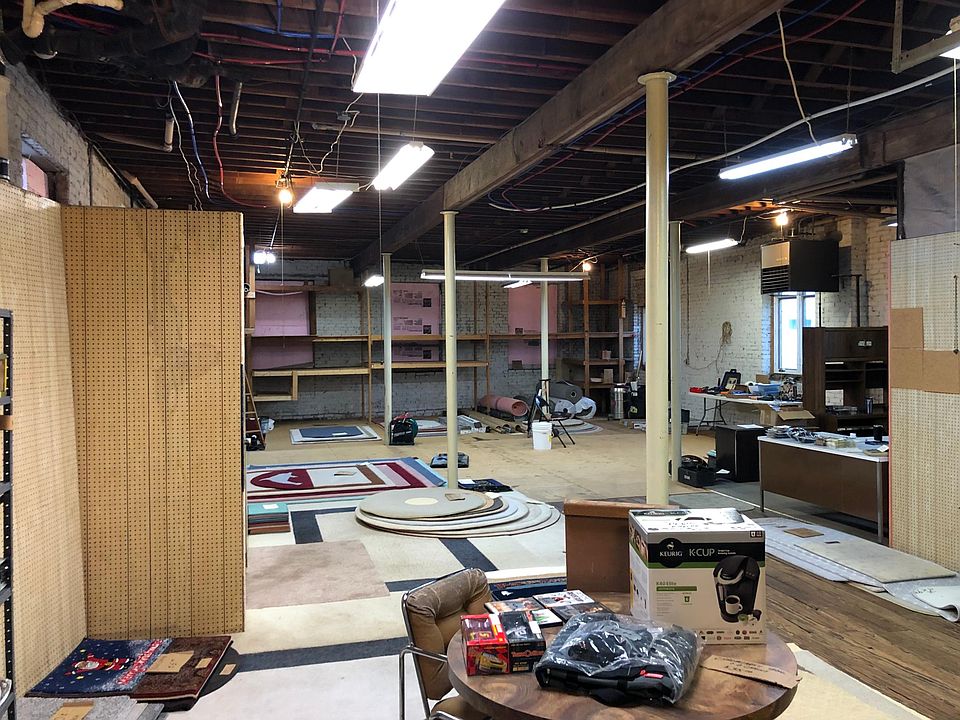 2nd image of 614 Wells St