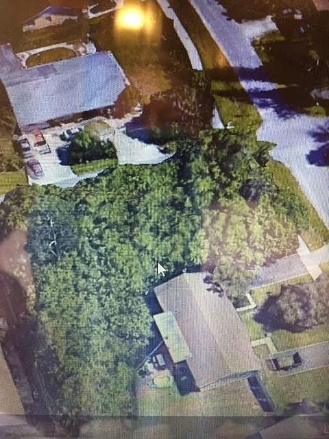 1st image of 3023 SE Camino Avenue
