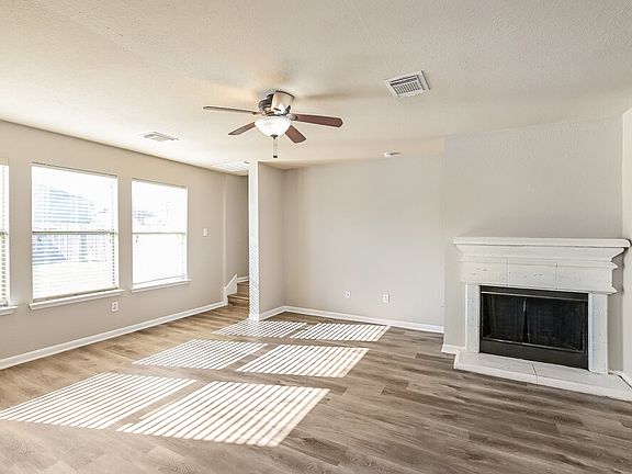 5th image of 8214 Sanders Glen Ln