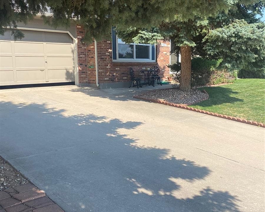2nd image of 13667 W Marlowe Ave
