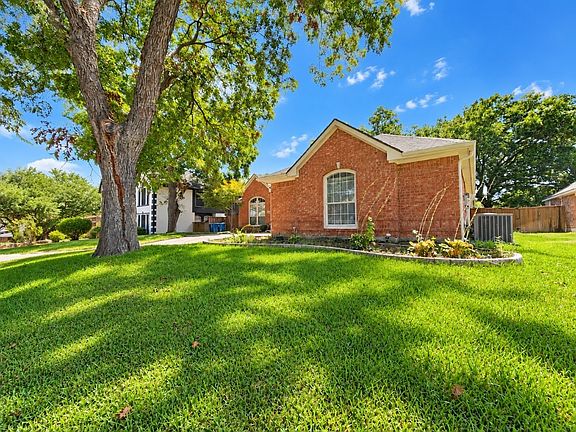 3rd image of 4213 Pecan Grove Ln