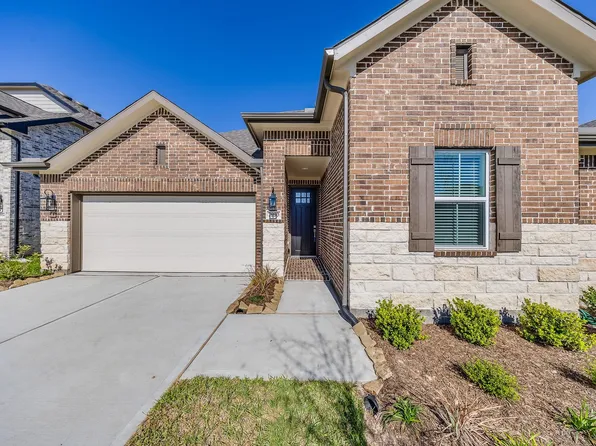 7930 Palm Glade Dr, Cypress, TX 77433