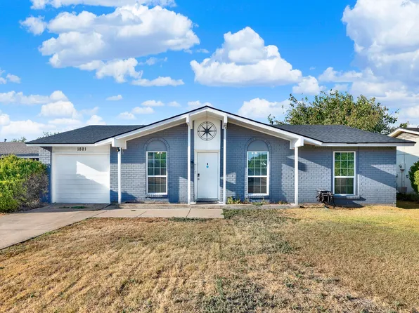 1821 Homestead Pl, Garland, TX 75044