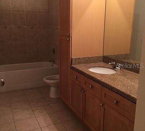 3rd image of 415-3 E Pine St #1502