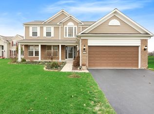 2275 Emerald Ln, Yorkville, IL 60560