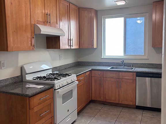 3rd image of 156 N Claremont St