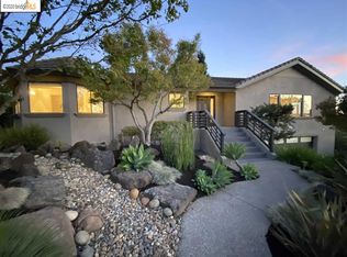 6166 Fairlane Dr, Oakland, CA 94611