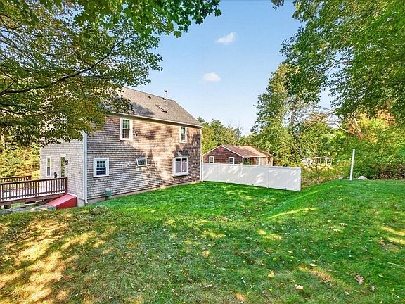 4th image of 33 White Horse Road