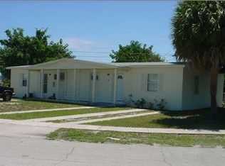 1069 Bacon Cir NE, Palm Bay, FL 32905