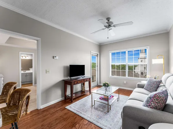 2025 Woodmont Blvd APT 341, Nashville, TN 37215