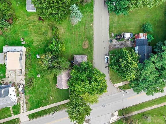5th image of 1603 Salt Springs Rd