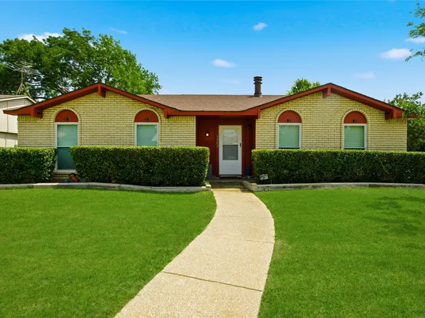 1902 Edna Smith Dr, Garland, TX 75040