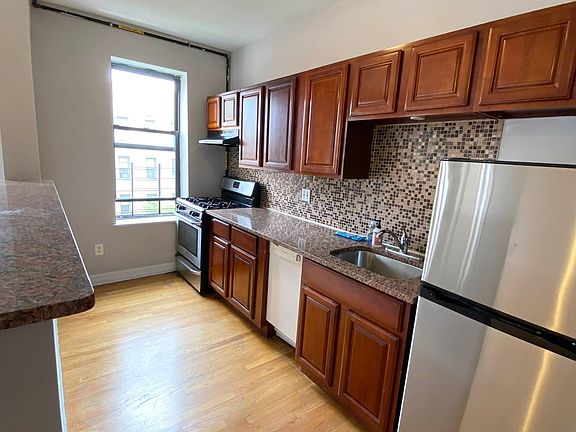 5th image of 64 Wadsworth Ter APT 1F