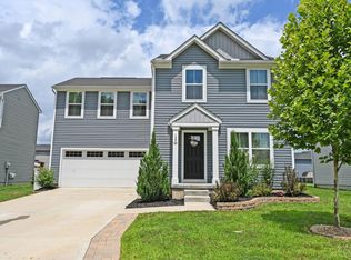 128 Crossing Circle Ct, New Richmond, OH 45157