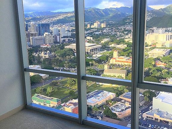 3rd bedroom views (Northwest/North/Northeast/sunrise)
