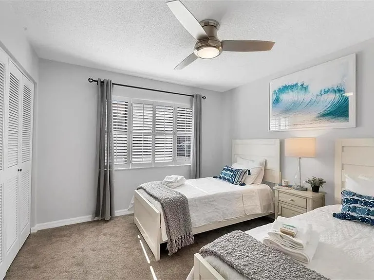 1640 Stickney Point Rd #40-101 — Photo 15