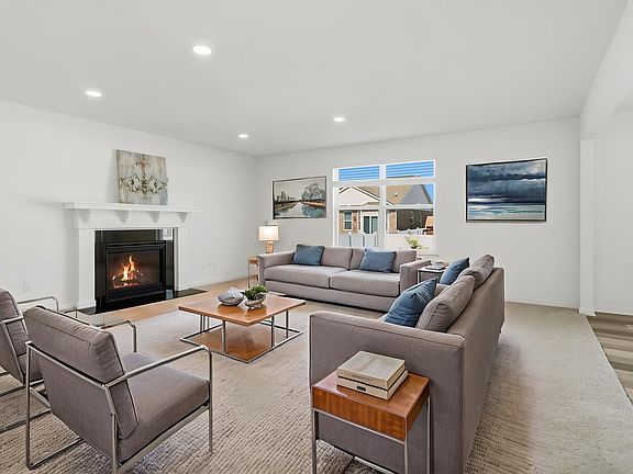 5th image of 48643 Pioneer Ave