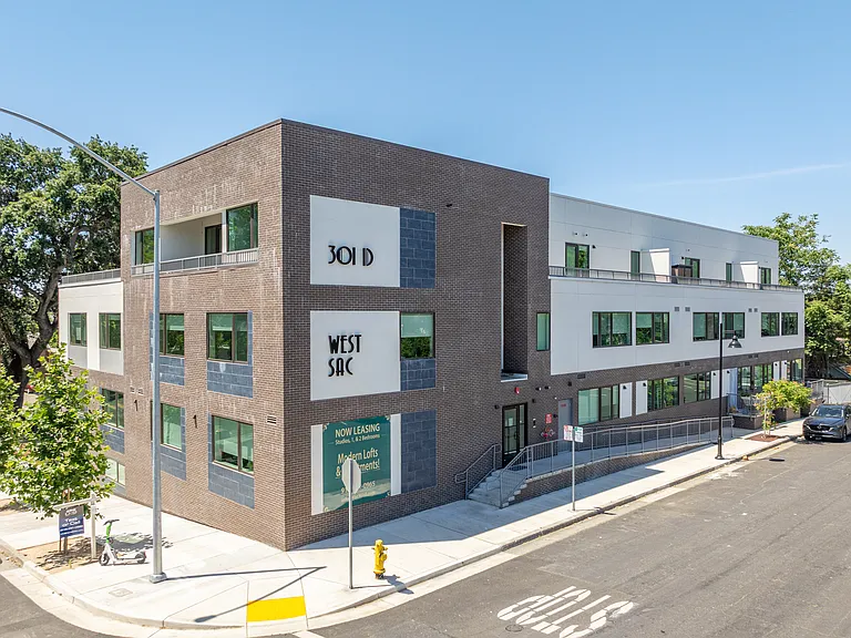 301D Apartments — Photo 7