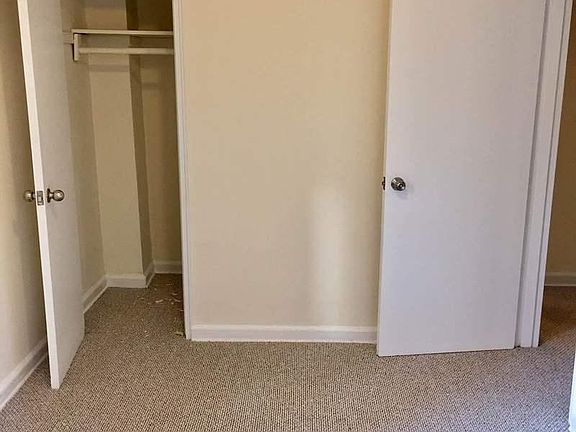 5th image of 8320 141st St APT 4A