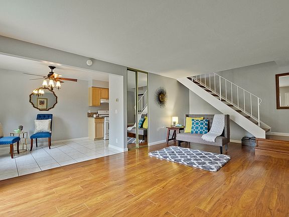5th image of 3220 Parkhaven Dr