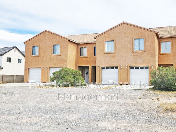 2nd image of 1421 Star Rd APT 2