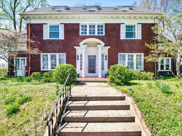 615 Crescent Rd, Hamilton, OH 45013