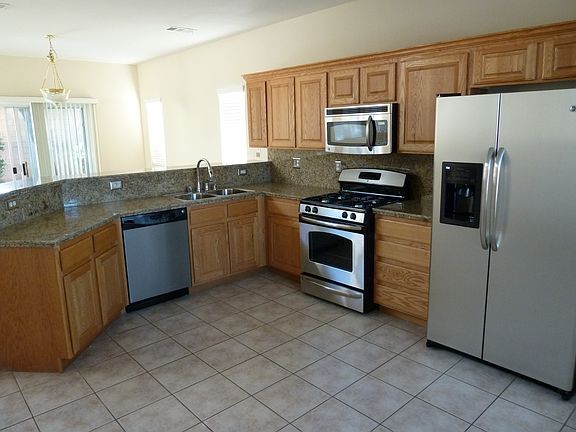 5th image of 531 Broken Shale Cir