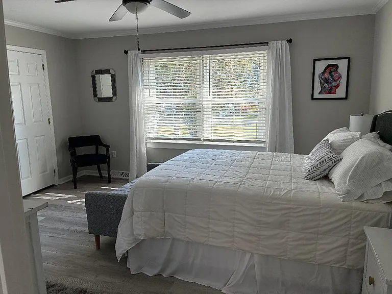 328 Sundown Rd — Photo 8