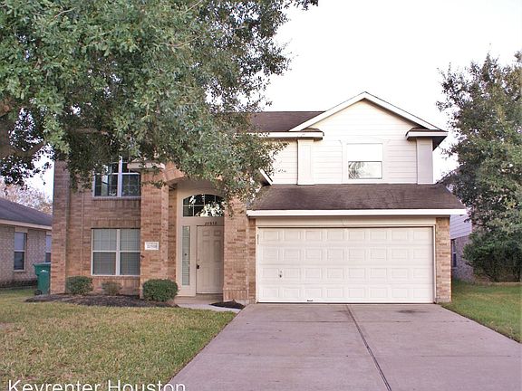 3rd image of 20918 Southvine Ct