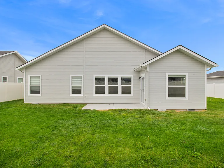 1015 White Birch Ave — Photo 30