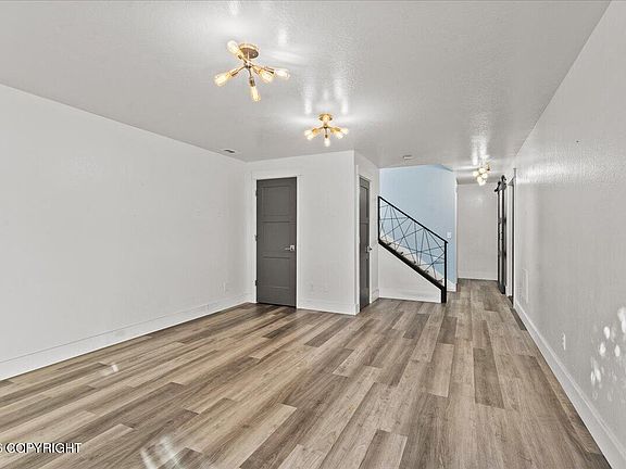 5th image of 456 N Alaska St