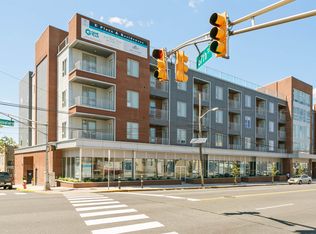 6701 Kennedy Blvd #407, North Bergen, NJ 07047