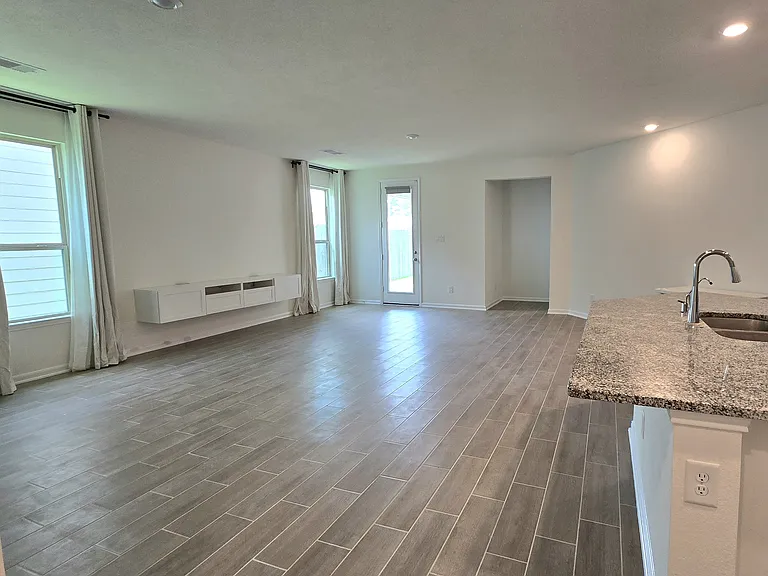 610 Willow Briar Dr — Photo 12