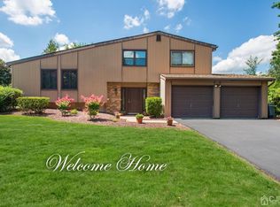 7 Donner Ct, Monmouth Junction, NJ 08852